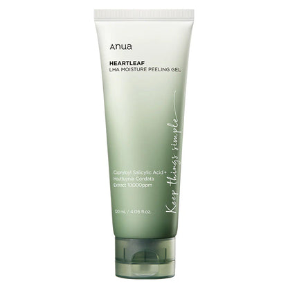 Freigestellte Produktaufnahme: grüne Tube des Peeling-Gels mit weißem Verlauf und weißer Schrift.